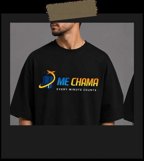 Entregador usando camisa Me Chama